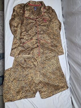 Chaps Leopard-Print Pajama Set with Red Trim
